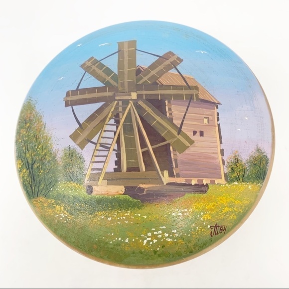 Vintage Round Wooden Trinket Hand Painted Windmill - Picture 1 of 11